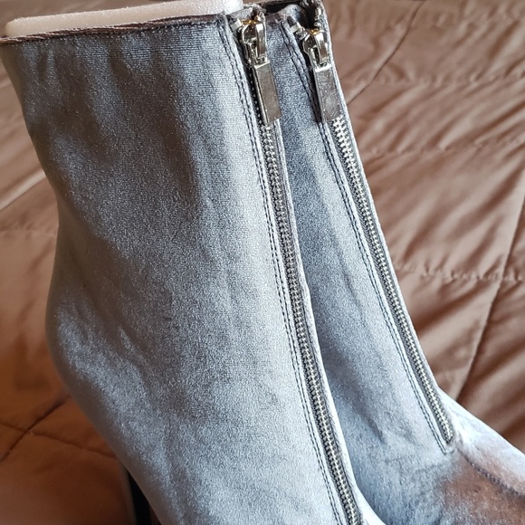 Booties - Picture 4 of 4